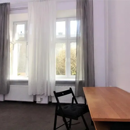 Very Big Between Old Town And Jewish Quarter Apartment